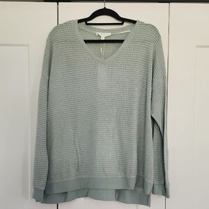 Women's Light Green V-Neck Sweater